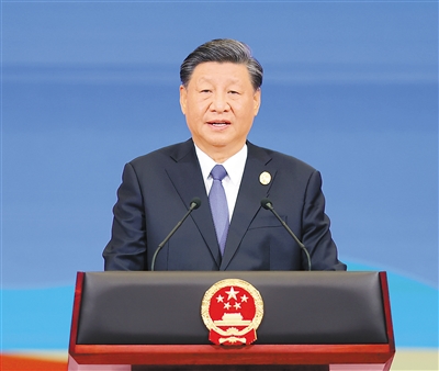 習(xí)近平和彭麗媛為出席第三屆“一帶一路”國際合作高峰論壇的國際貴賓舉行歡迎宴會